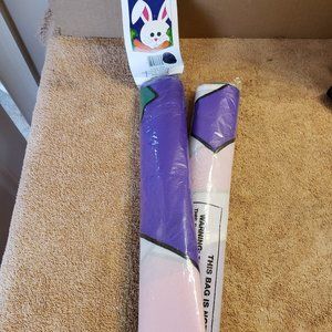 Flag Munchin' White Rabbit Bunny Eating Carrots